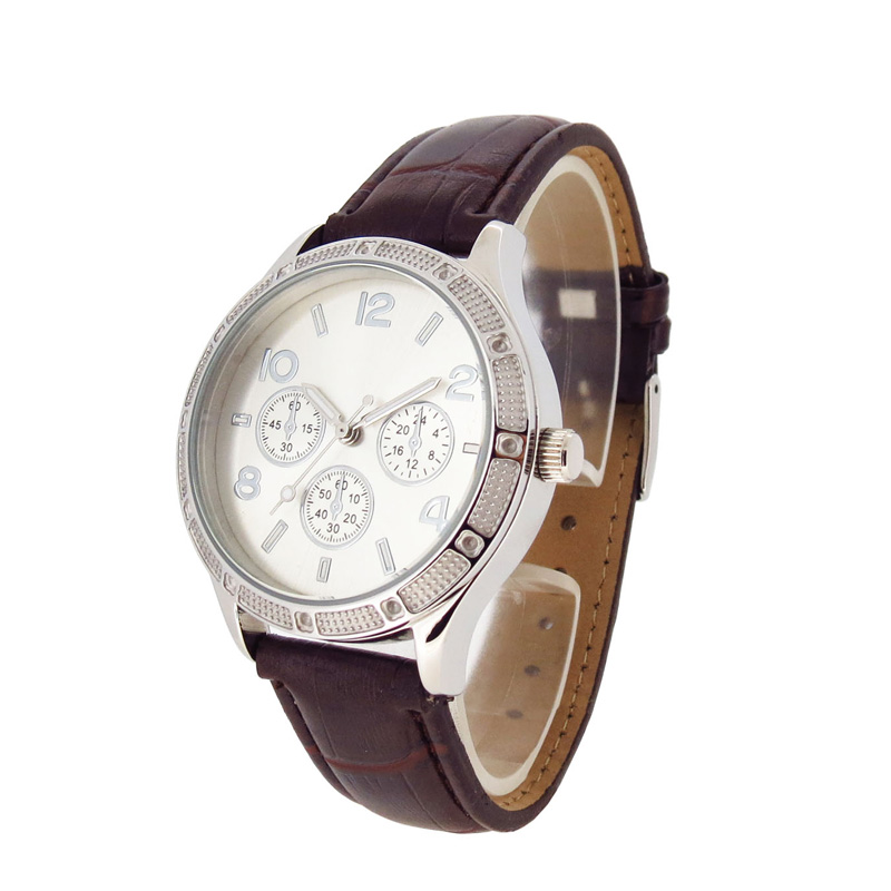 進口石英機芯假三眼裝飾時尚腕表