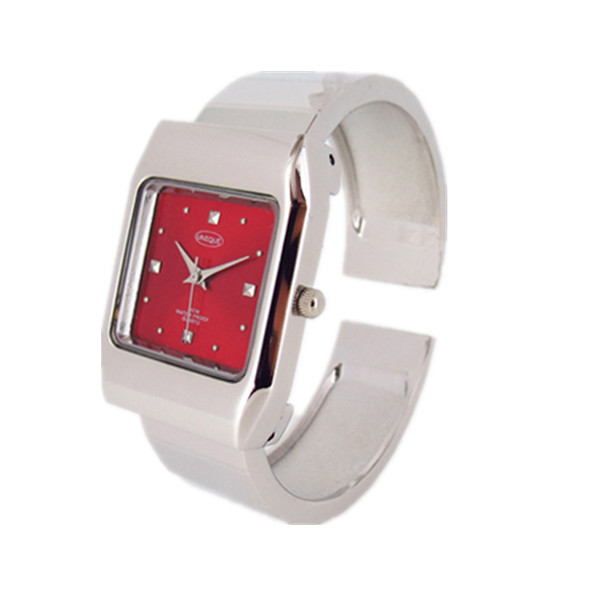 2015最新款潮流手鐲手表批發(fā)廠家【穩(wěn)達(dá)時(shí)鐘表】