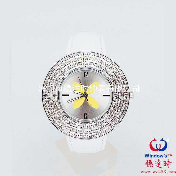 穩(wěn)達(dá)時(shí)高貴大方女士手表定制