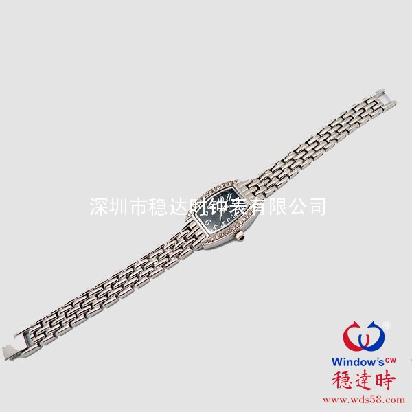 穩(wěn)達(dá)時(shí)鑲石手表定制工廠