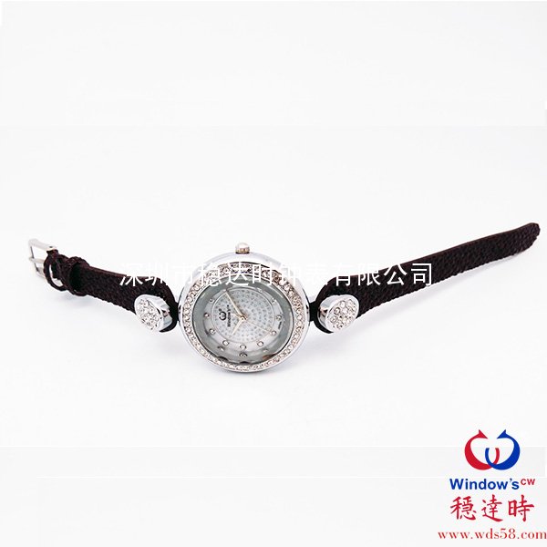 時(shí)尚禮品手表工廠