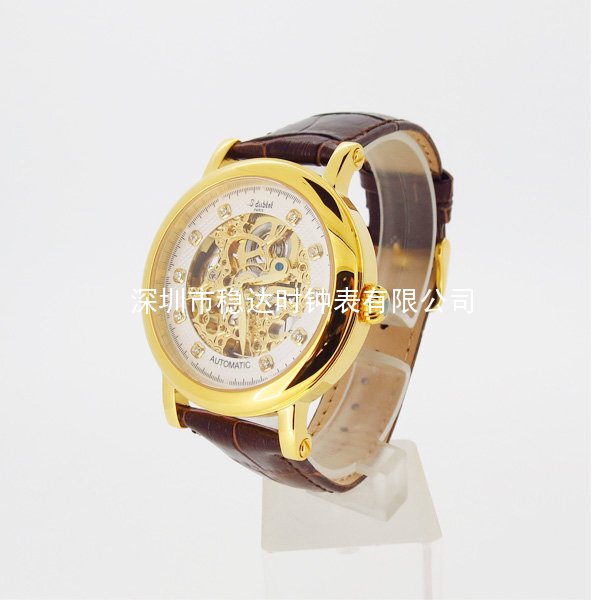 穩(wěn)達(dá)時(shí)全自動(dòng)機(jī)械手表生產(chǎn)廠家