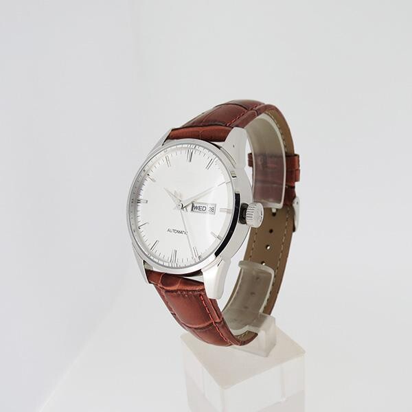 穩(wěn)達(dá)時不銹鋼禮品手表定制工廠