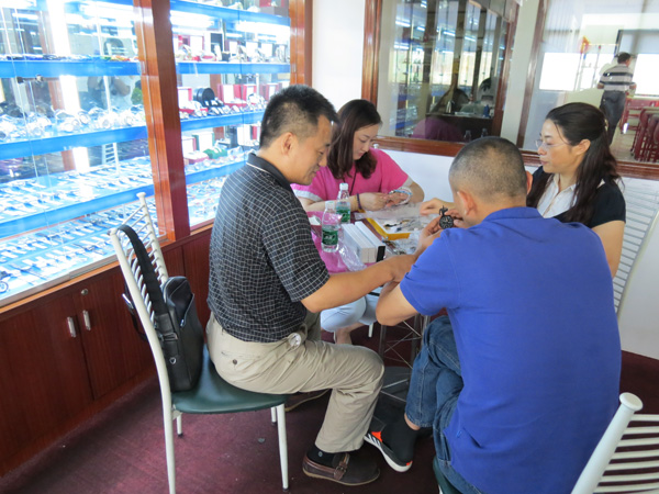 穩(wěn)達(dá)時手表定制工廠