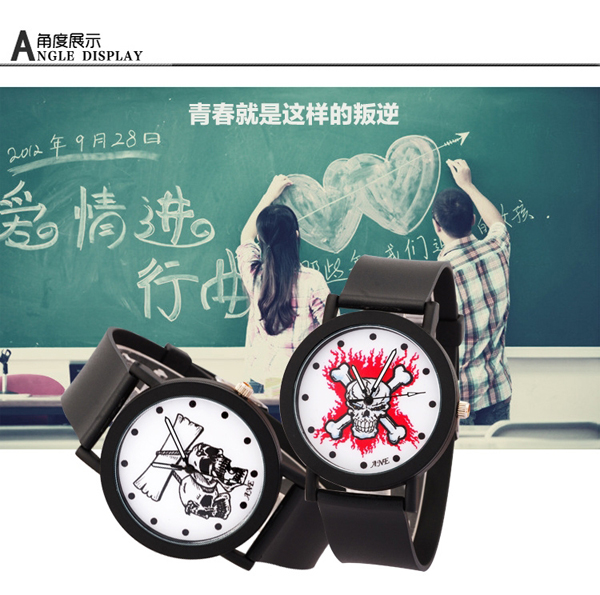 深圳手表批發(fā)廠家供應骷髏頭個性學生手表批發(fā)【穩(wěn)達時鐘表】