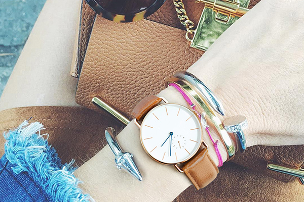 簡約款式，多彩生活&mdash;&mdash;兒童手表廠家