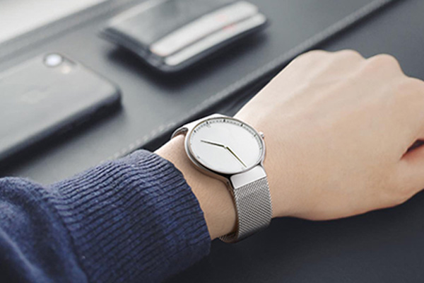 簡約款式不銹鋼腕表&mdash;深圳鐘表廠不間斷供應
