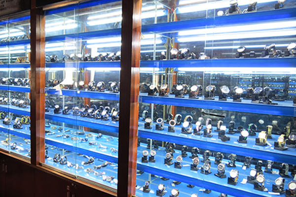 手表廠家穩(wěn)達(dá)時 多種款式供您選擇