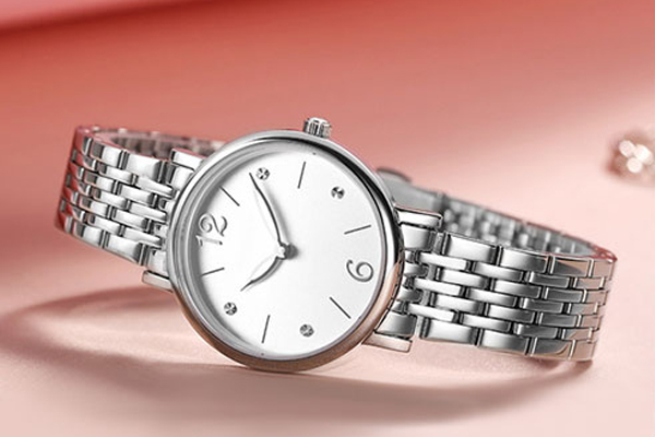 穩(wěn)達時 批量定制 中高檔腕表 女士腕表