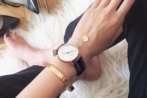 手表廠家直銷時尚女士腕表 穩(wěn)達時供應