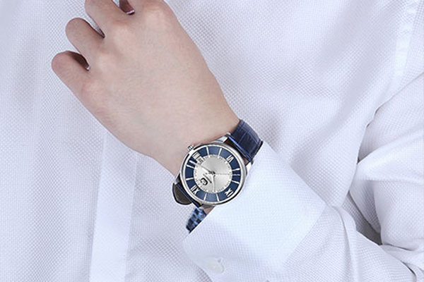 男生防水休閑皮帶手表 定做&mdash;&mdash;穩(wěn)達時廠家