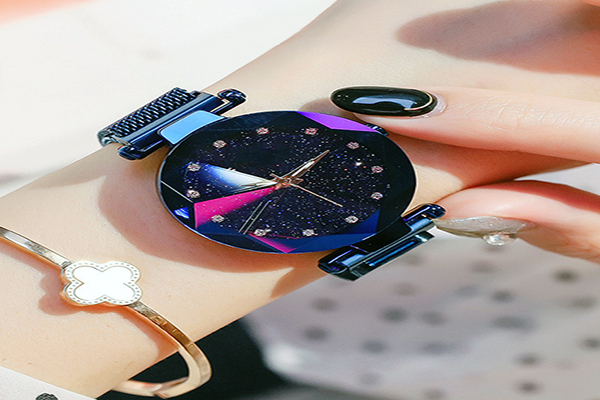 時尚潮流款式星空女士腕表廠家直銷&mdash;&mdash;穩(wěn)達時