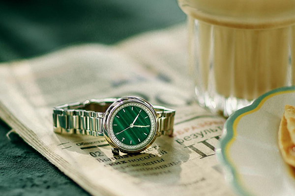 時(shí)尚女士手表 廠家直供