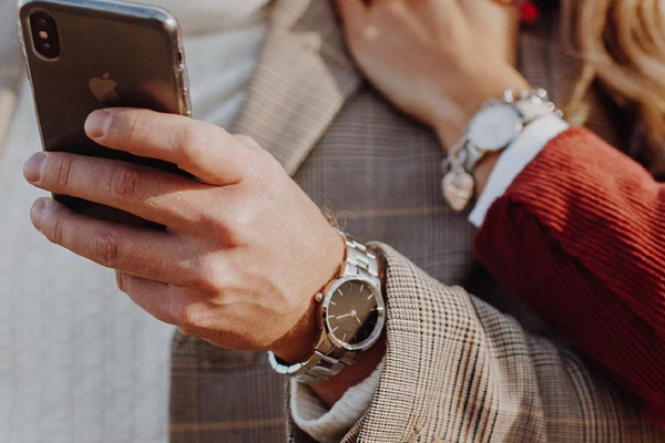 簡約穿戴 時尚風(fēng)格腕表就在穩(wěn)達(dá)時