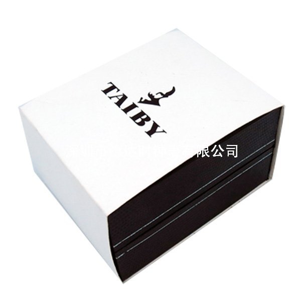 經(jīng)典高檔不銹鋼情侶禮品手表批發(fā)